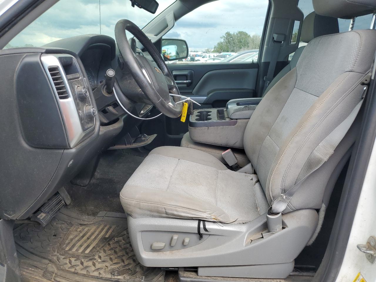 2015 Chevrolet Silverado K1500 Lt VIN: 3GCUKREH0FG329106 Lot: 84210835