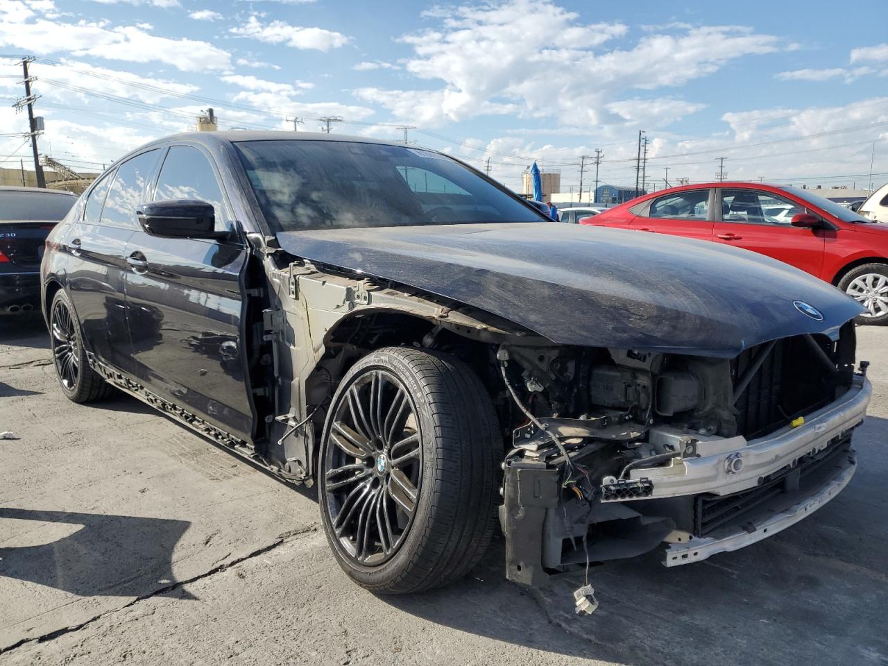 Фото: WBAJE5C52KG919516