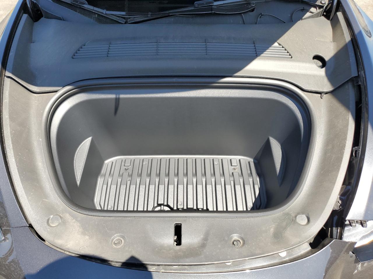 2025 Tesla Model Y VIN: 7SAYGDED6SF221160 Lot: 71631685