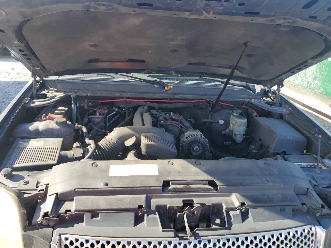 2009 GMC Yukon Xl Denali VIN: 1GKFC06269J105065 Lot: 83874765