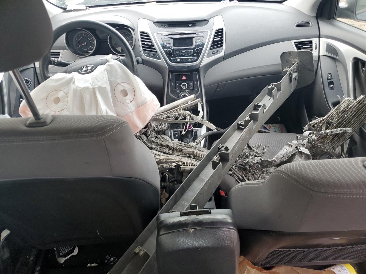 2014 Hyundai Elantra Se VIN: KMHDH4AE3EU195289 Lot: 82157025