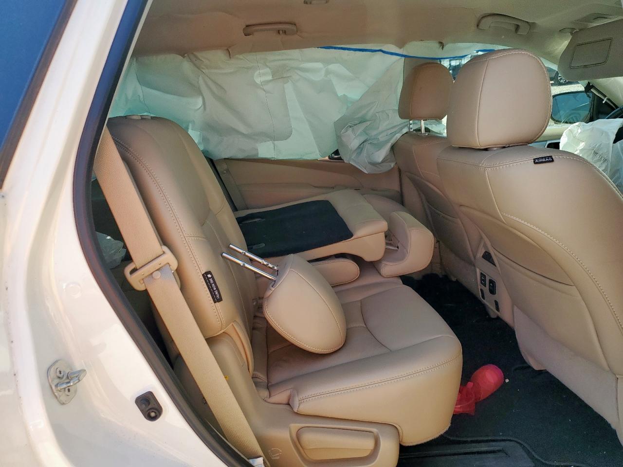 2018 Nissan Pathfinder S VIN: 5N1DR2MN4JC619754 Lot: 84587625