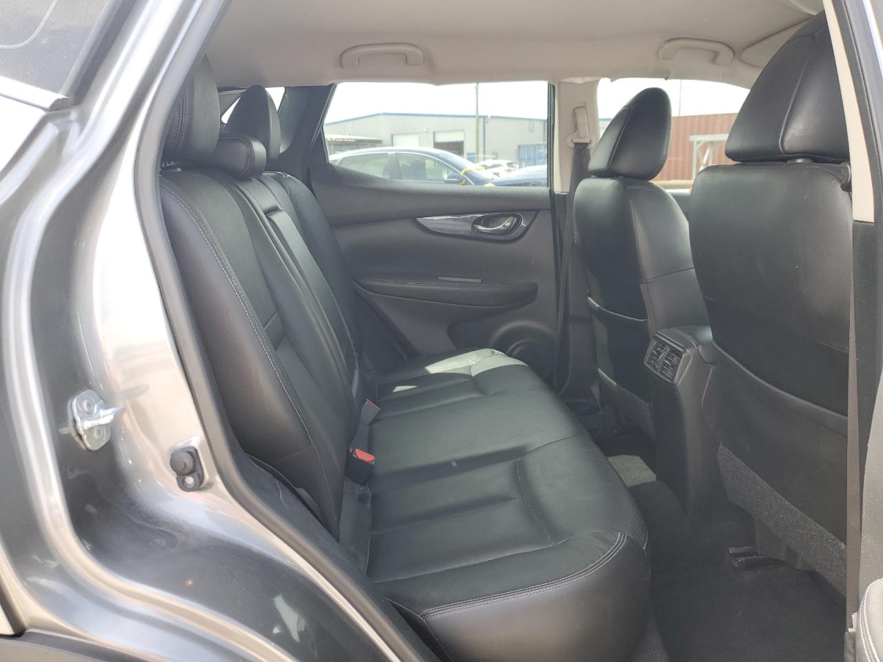 2017 Nissan Rogue Sport S VIN: JN1BJ1CPXHW013550 Lot: 82070765