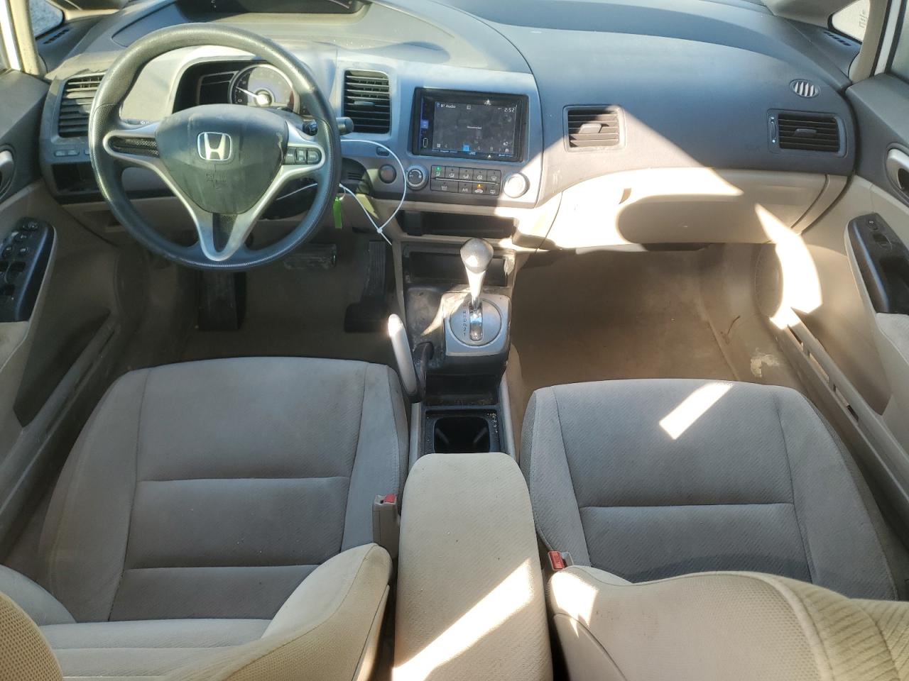 2010 Honda Civic Lx VIN: 2HGFA1F52AH523034 Lot: 84041645