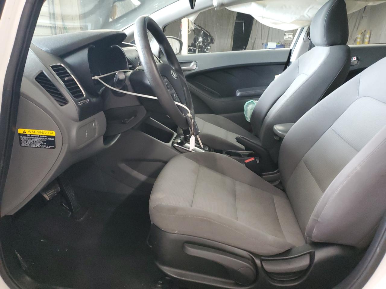 2017 Kia Forte Lx VIN: 3KPFK4A75HE097304 Lot: 70992045