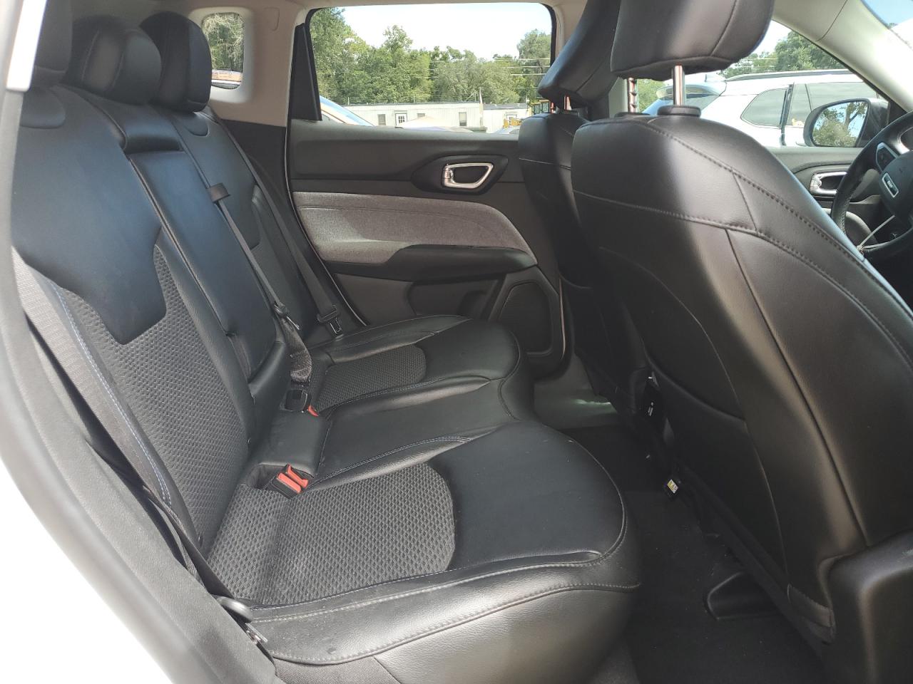 2022 Jeep Compass Latitude VIN: 3C4NJCBB0NT137629 Lot: 84569935