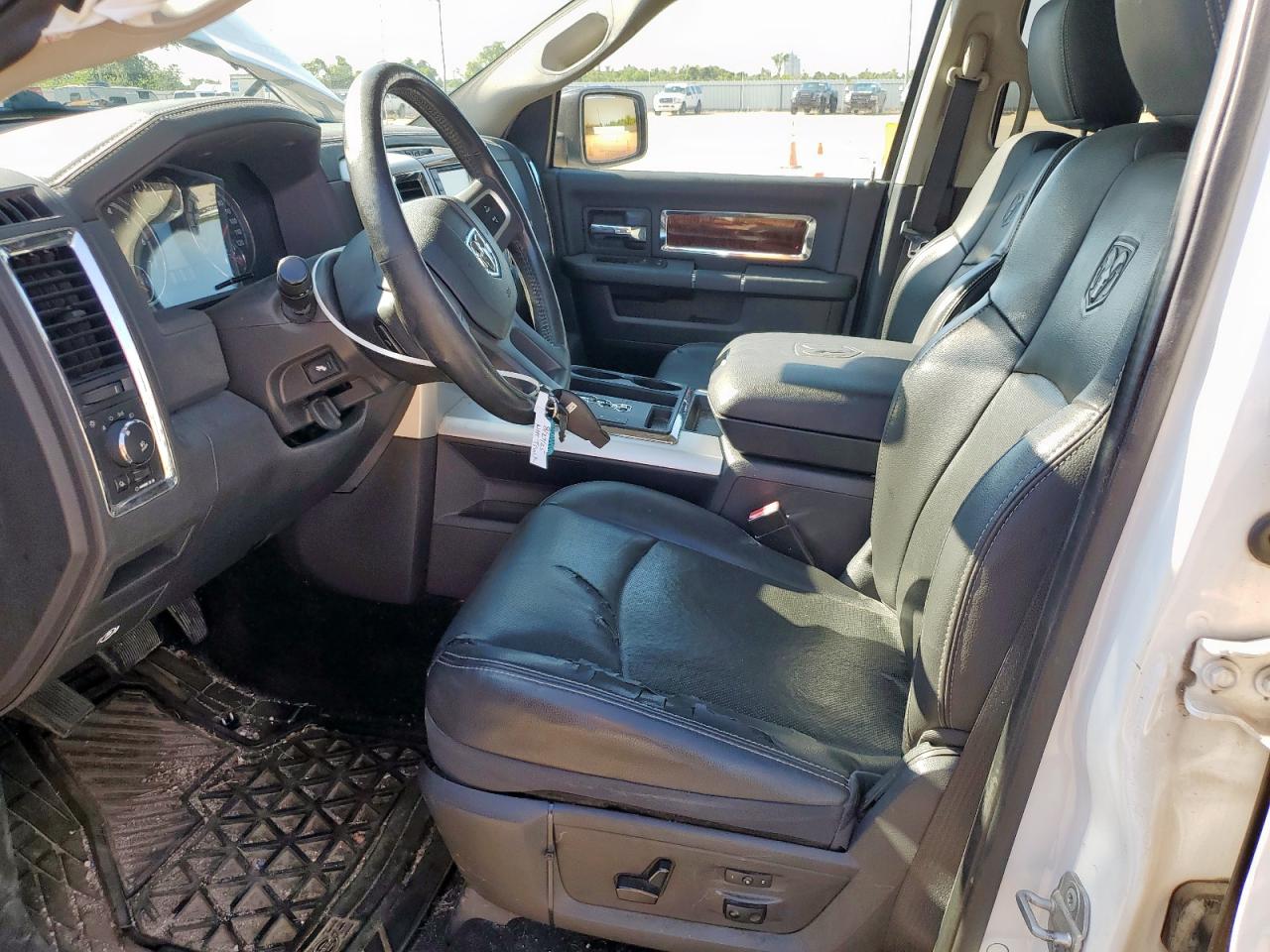 2010 Dodge Ram 1500 VIN: 1D7RB1CT2AS160261 Lot: 71247995