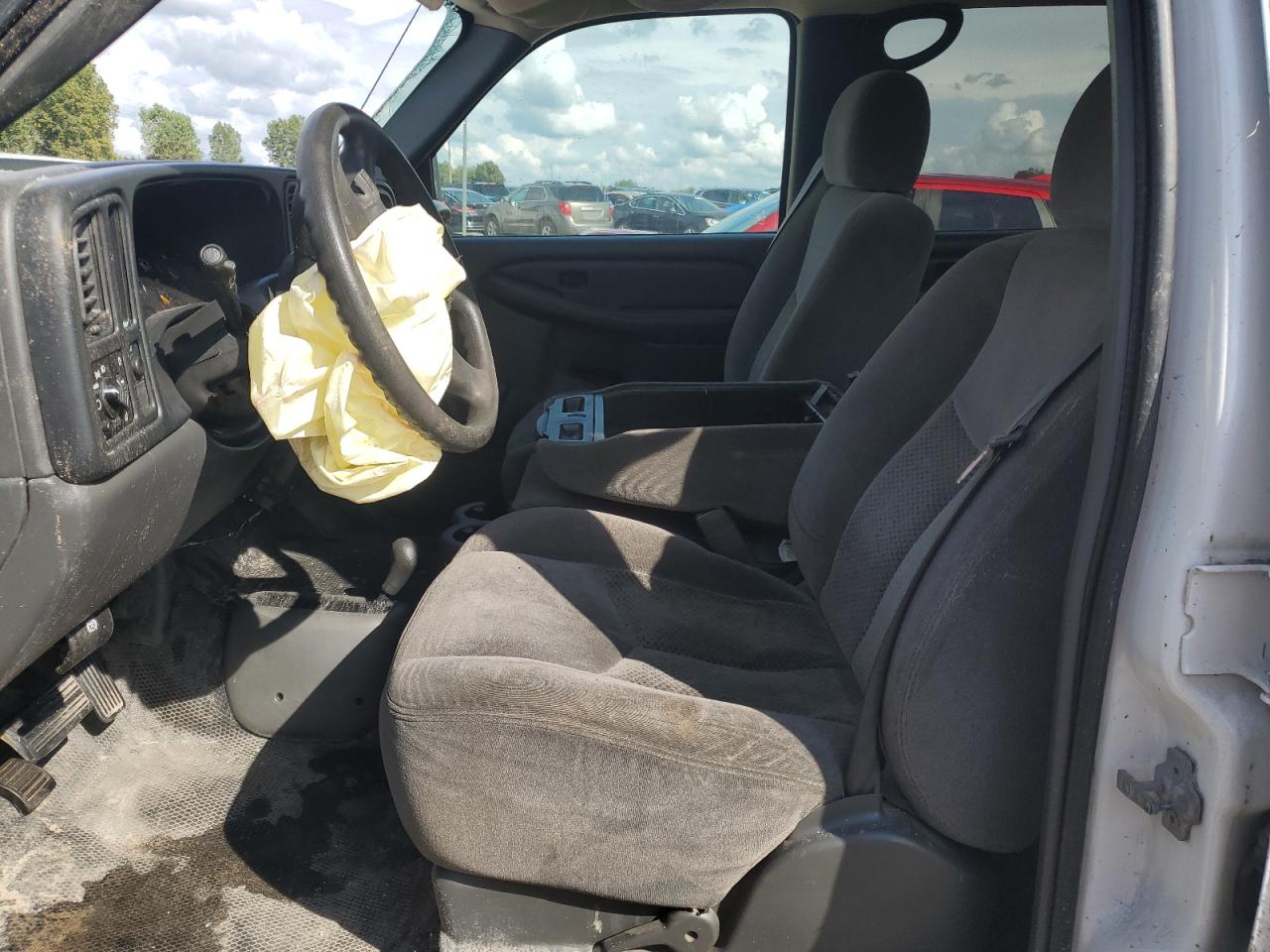 2005 Chevrolet Silverado K2500 Heavy Duty VIN: 1GCHK23255F912309 Lot: 81775895