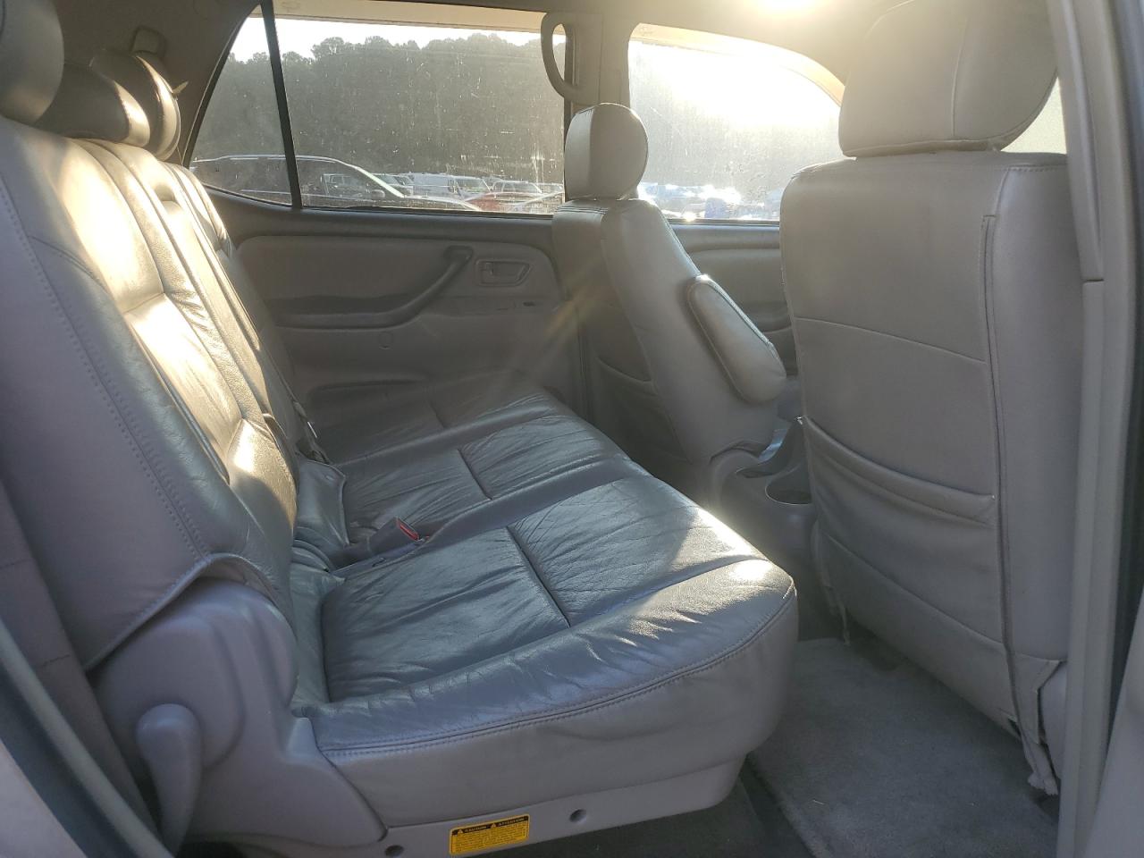 2005 Toyota Sequoia Sr5 VIN: 5TDZT34A25S240237 Lot: 80899745