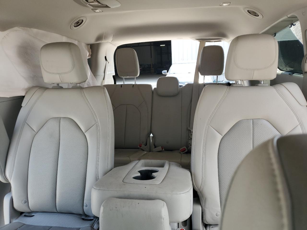 2018 Chrysler Pacifica Touring L VIN: 2C4RC1BG0JR351013 Lot: 81628045