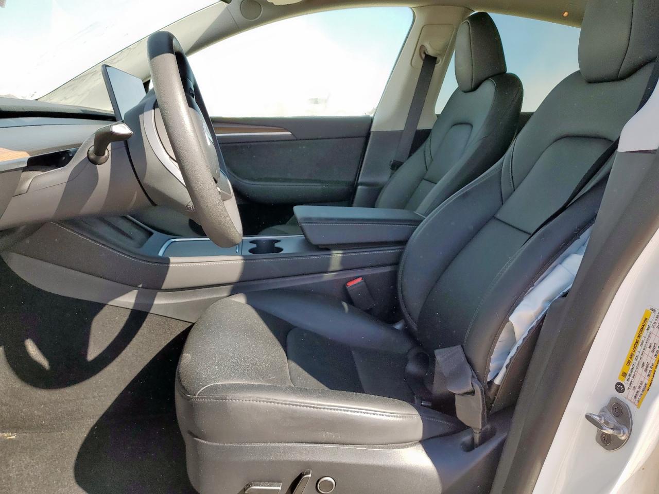 2023 Tesla Model Y VIN: 7SAYGDEE5PA043433 Lot: 82169855