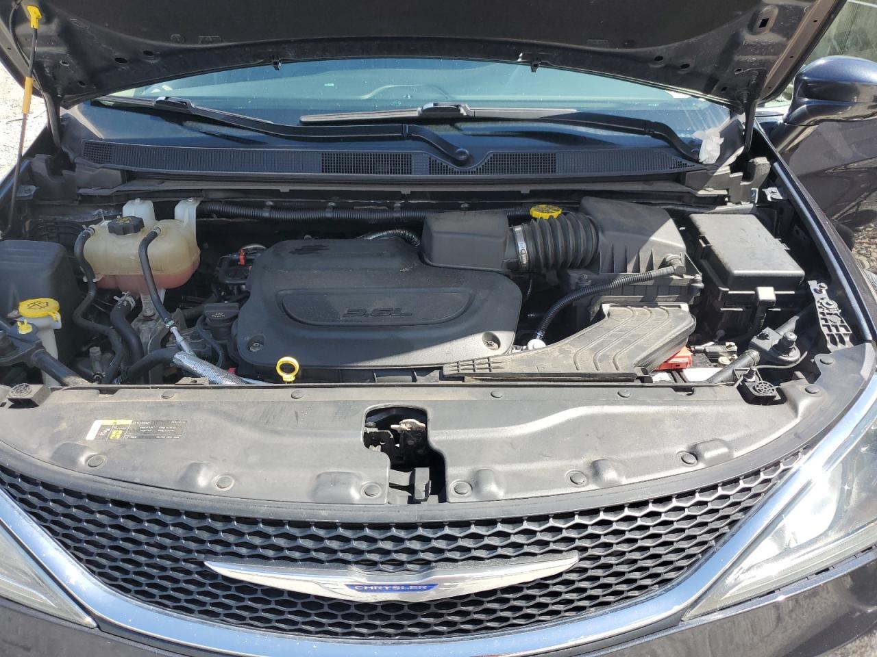 2020 Chrysler Pacifica Touring L VIN: 2C4RC1BG8LR115664 Lot: 84189665
