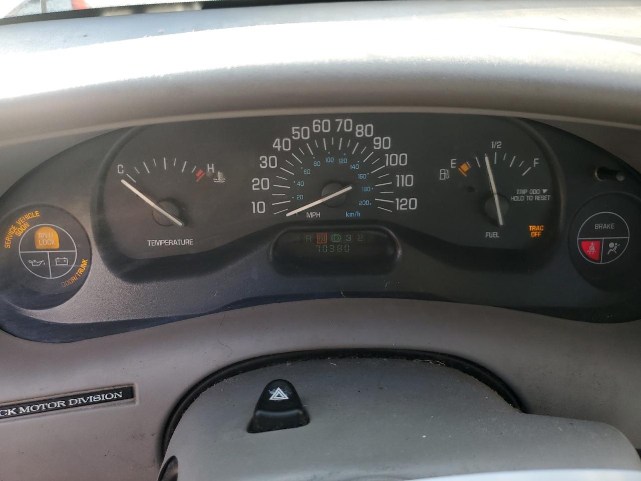 2000 Buick Century Limited VIN: 2G4WY55J5Y1316541 Lot: 84170885