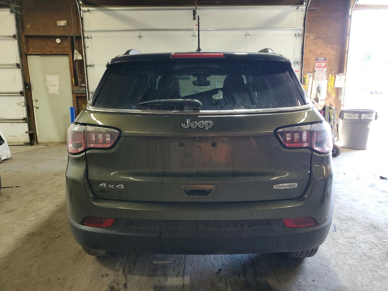 2018 Jeep Compass Latitude VIN: 3C4NJDBB7JT255791 Lot: 71089885