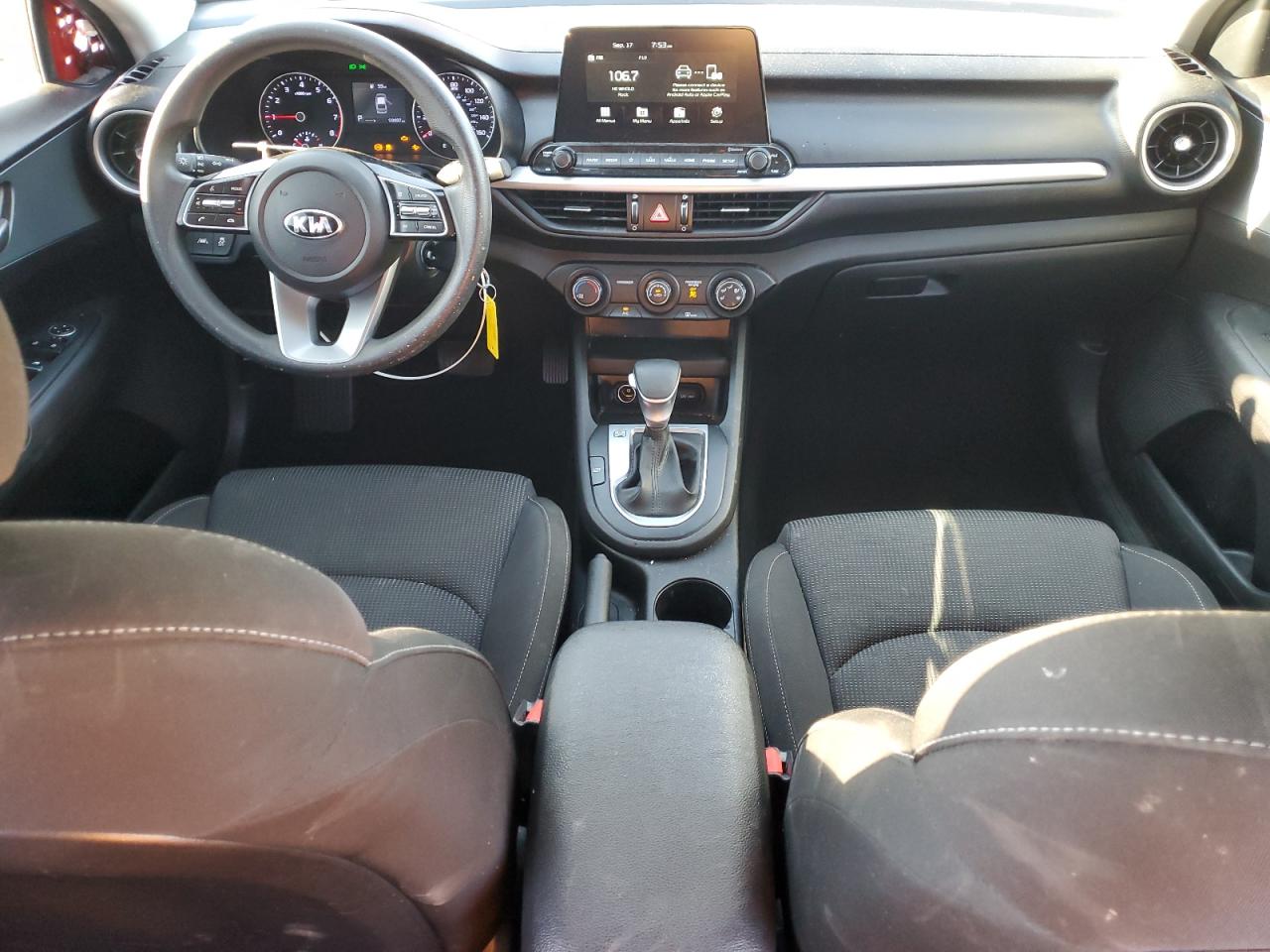 2021 Kia Forte Fe VIN: 3KPF24AD8ME404013 Lot: 81060855