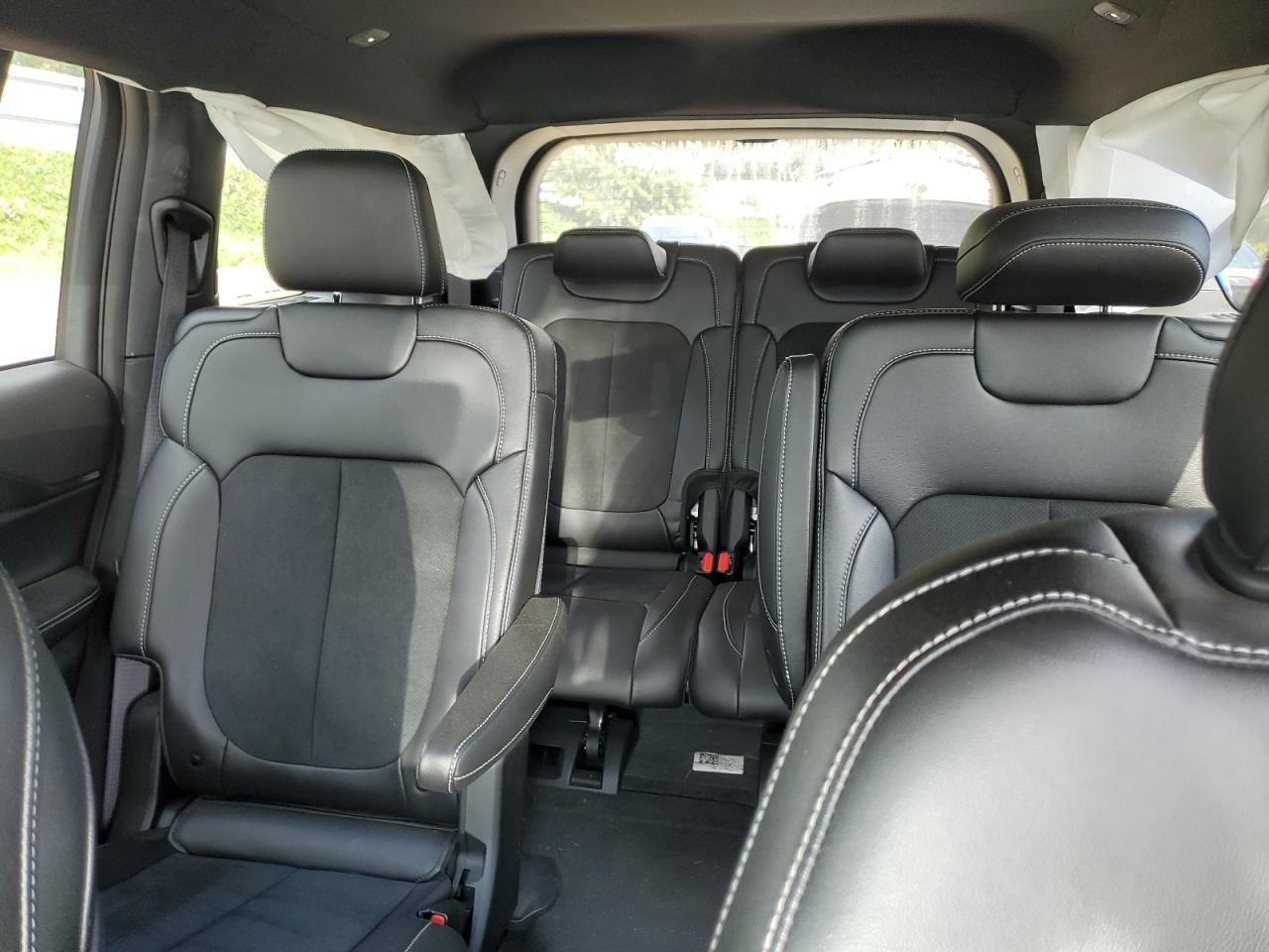 2025 Jeep Grand Cherokee L Laredo VIN: 1C4RJKAG1S8633302 Lot: 71873175