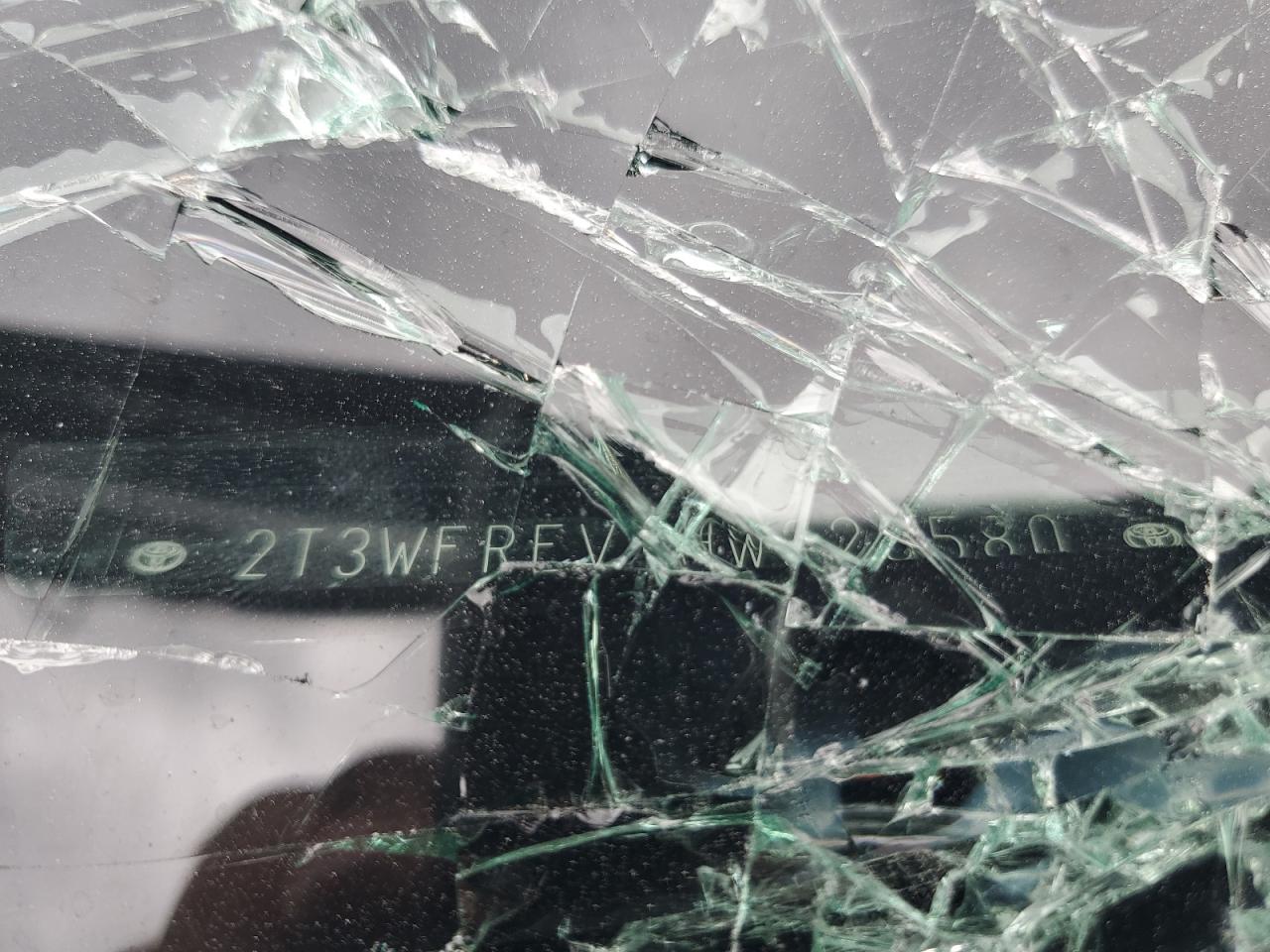 2017 Toyota Rav4 Xle VIN: 2T3WFREV1HW323580 Lot: 83768615