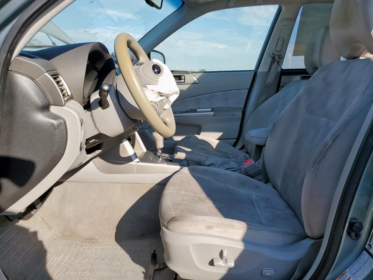 2010 Subaru Forester 2.5X Premium VIN: JF2SH6CC1AH730160 Lot: 81896265