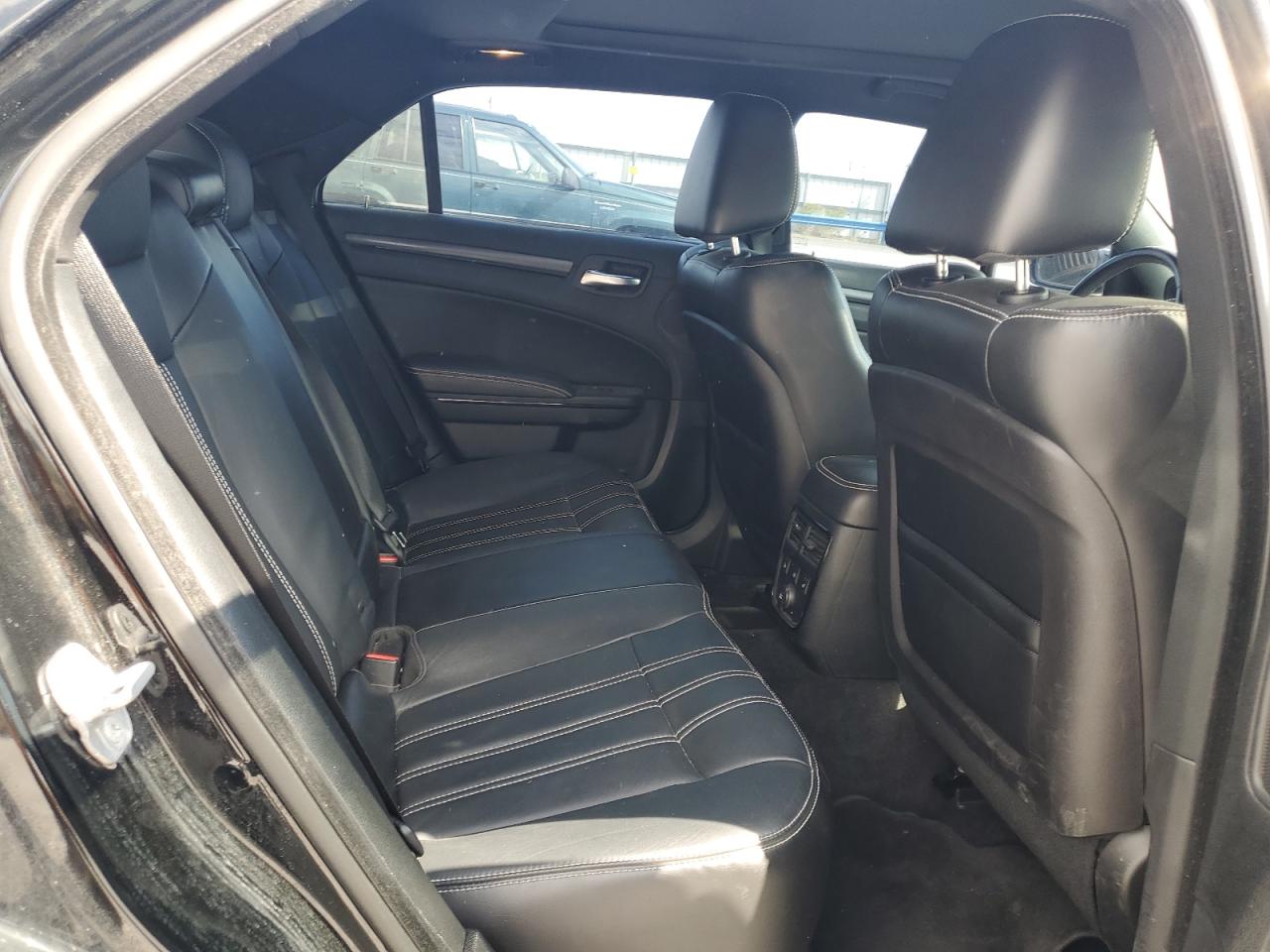 2014 Chrysler 300 S VIN: 2C3CCAGT6EH236931 Lot: 80317925