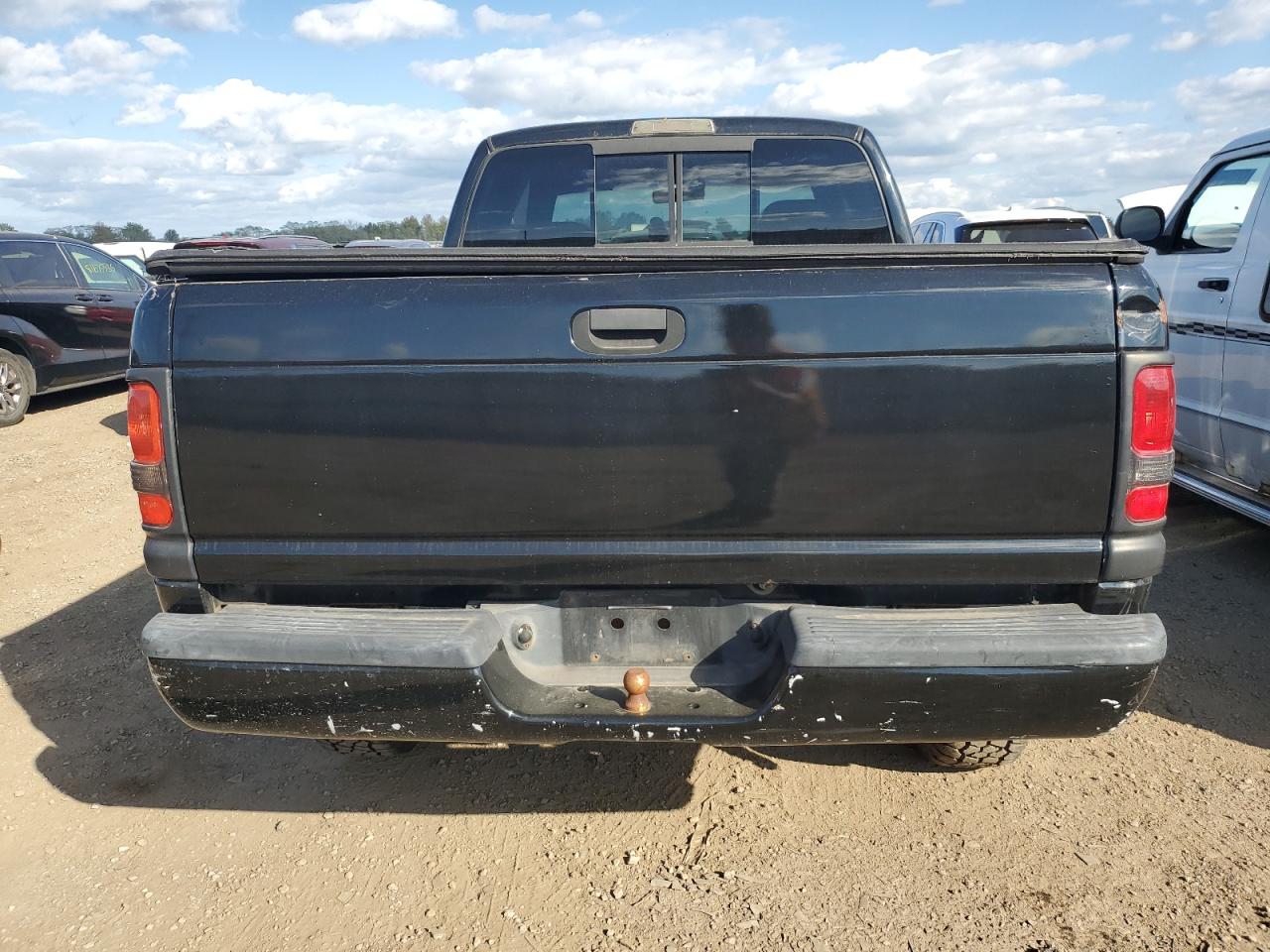 2000 Dodge Ram 1500 VIN: 1B7HF13Z8YJ147268 Lot: 84050655