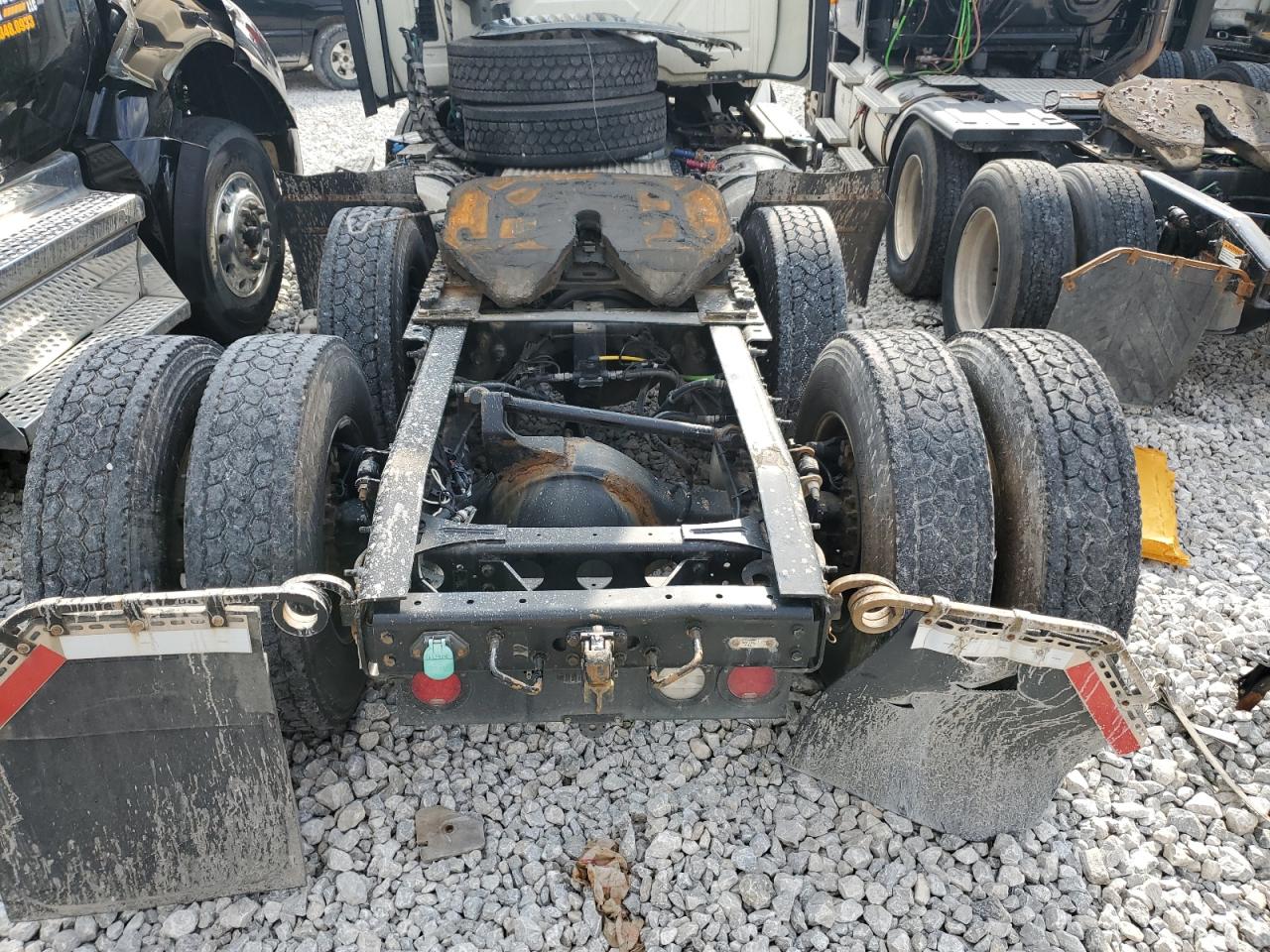 2023 International Rh613 VIN: 3HSDWTZR9PN135487 Lot: 68944595