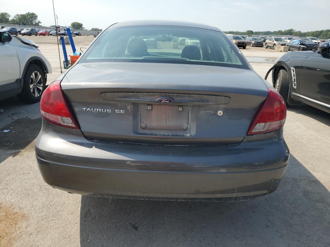 2005 Ford Taurus Se VIN: 1FAFP53U35A214666 Lot: 80095735