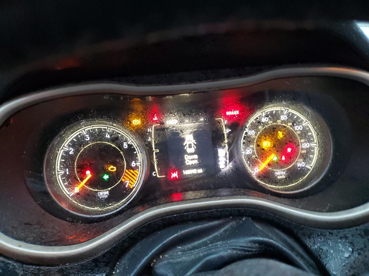 2014 Jeep Cherokee Latitude VIN: 1C4PJLCB1EW241810 Lot: 71915265