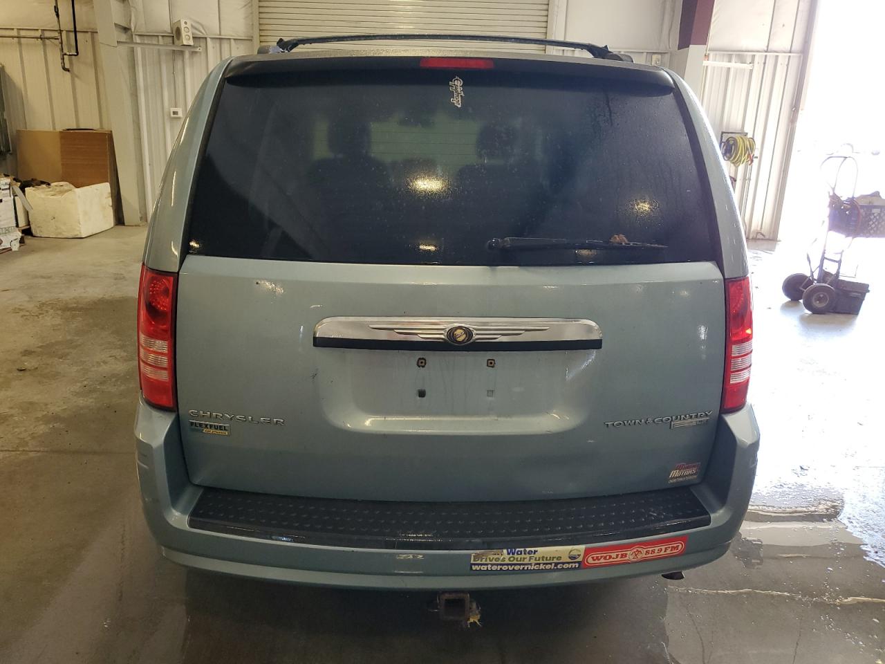 2010 Chrysler Town & Country Lx VIN: 2A4RR4DE7AR315213 Lot: 80322785