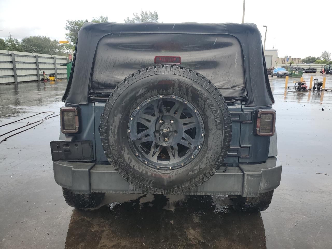 2008 Jeep Wrangler X VIN: 1J4FA241X8L617822 Lot: 81800925