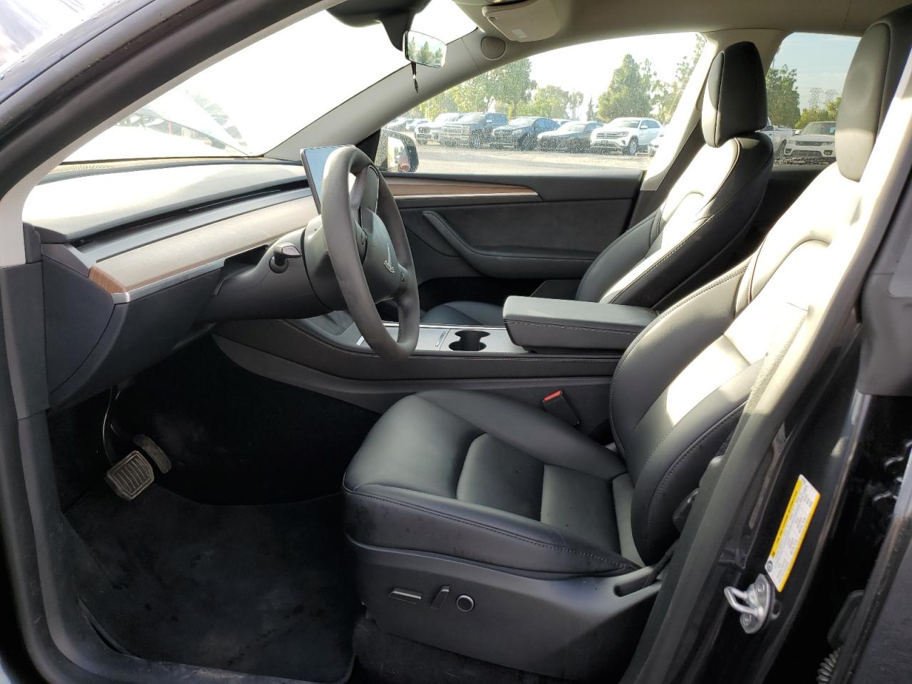 2025 Tesla Model Y VIN: 7SAYGDEEXSF291530 Lot: 81157765