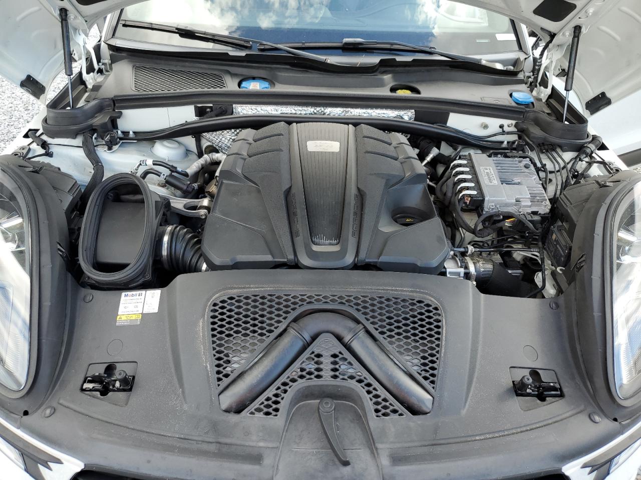 2021 Porsche Macan Gts VIN: WP1AG2A58MLB54125 Lot: 81657175