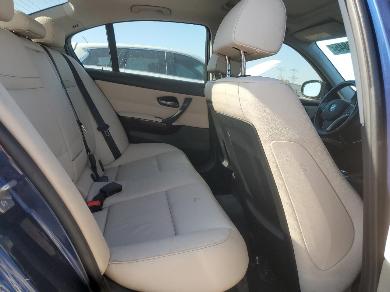 2011 BMW 335 Xi VIN: WBAPL5G53BNN22533 Lot: 84400845