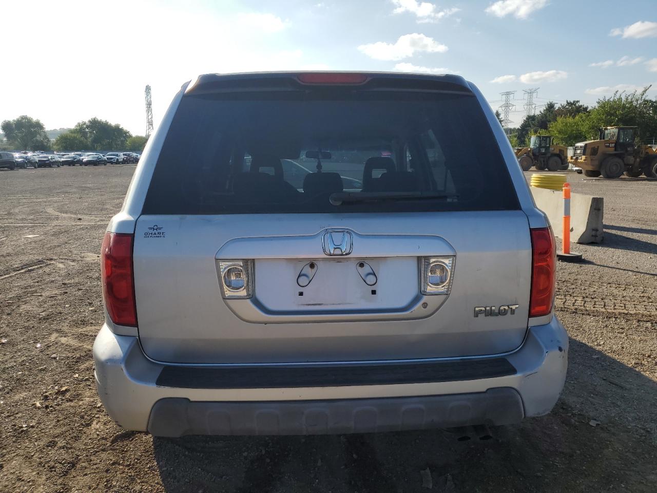 2003 Honda Pilot Lx VIN: 2HKYF18113H602689 Lot: 71029155