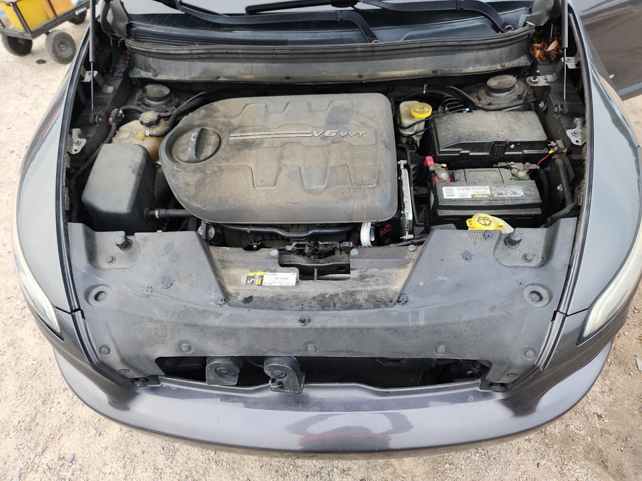 2016 Jeep Cherokee Latitude VIN: 1C4PJLCS5GW114450 Lot: 71704165