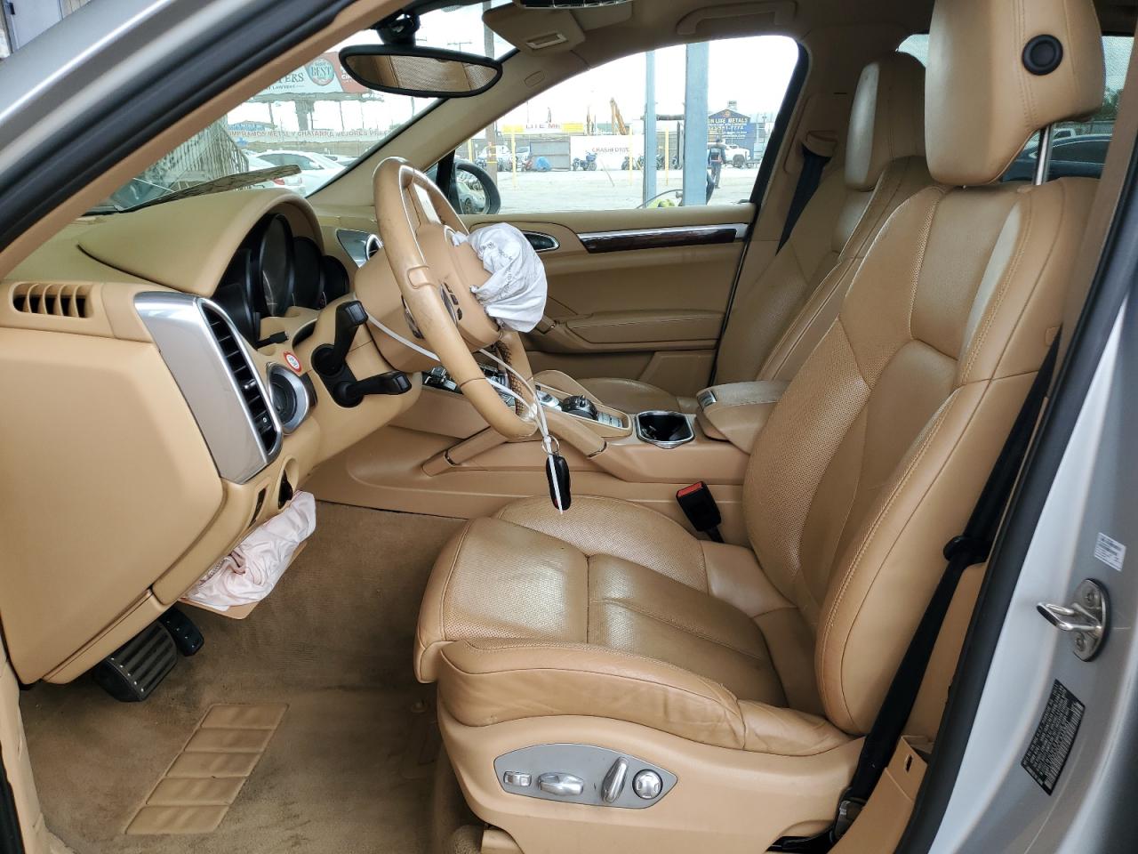 2012 Porsche Cayenne S VIN: WP1AB2A20CLA44561 Lot: 81902525