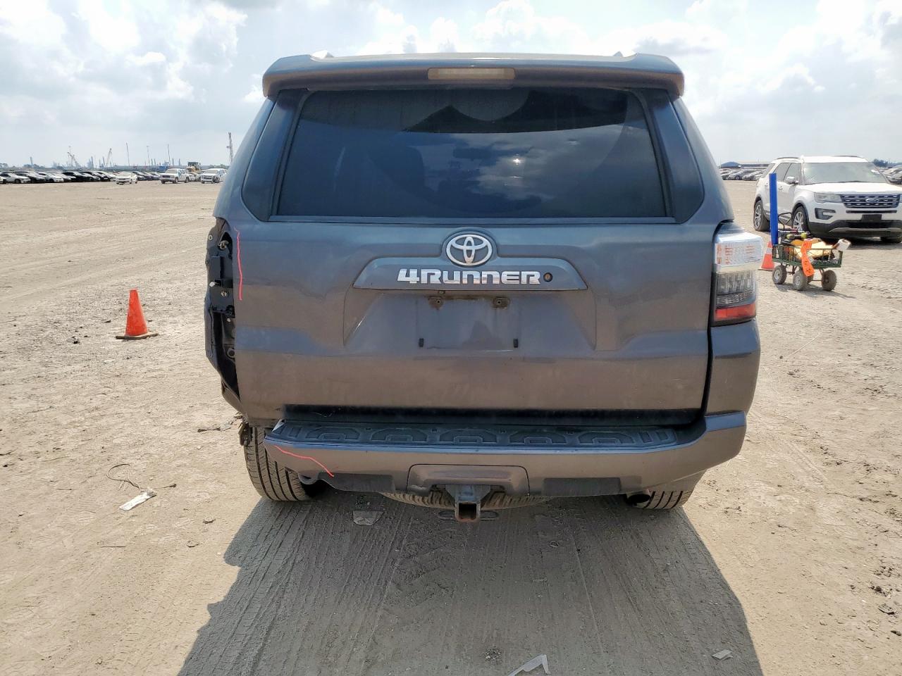 2016 Toyota 4Runner Sr5 VIN: JTEZU5JR5G5135487 Lot: 81164855