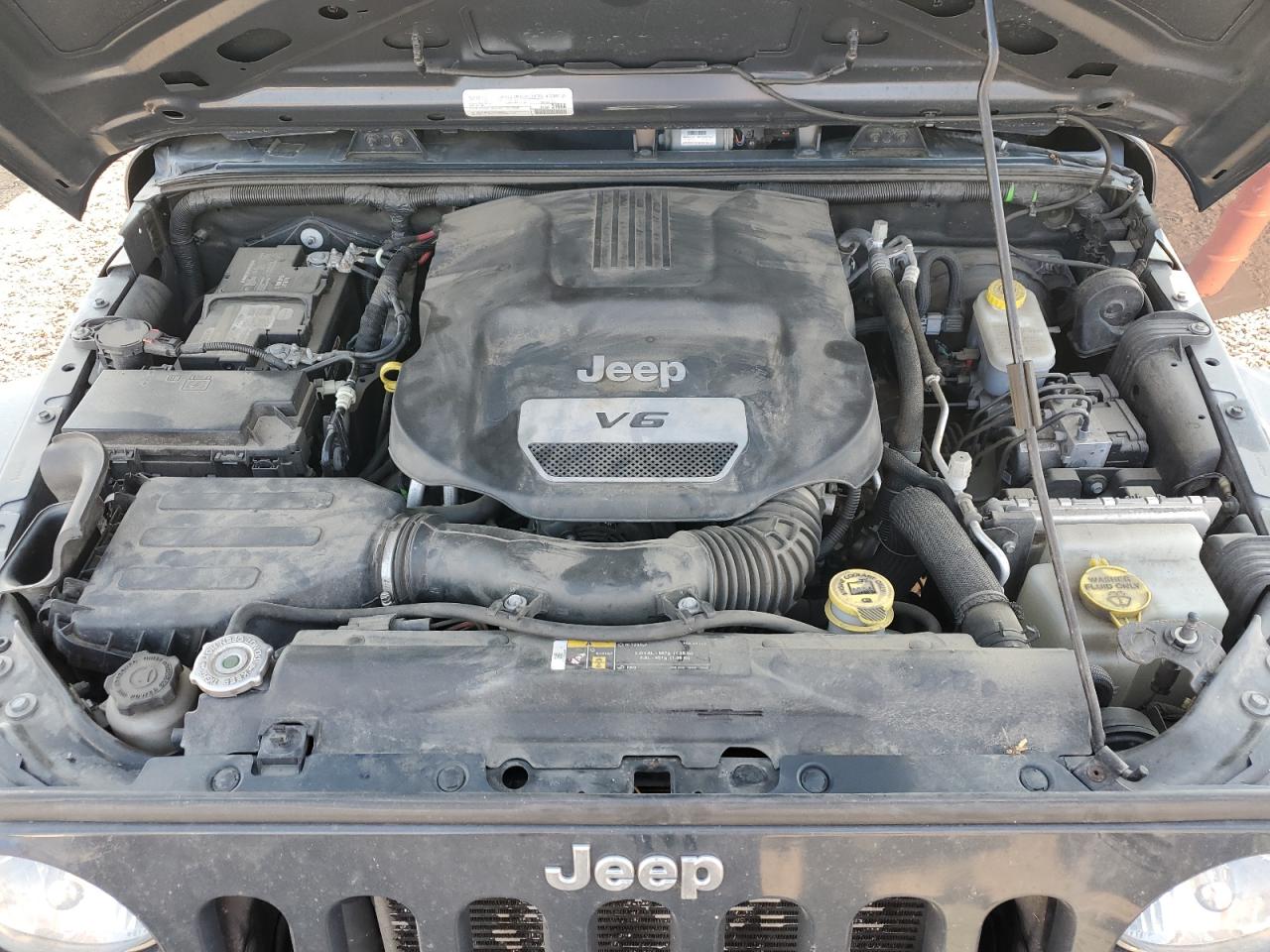 2018 Jeep Wrangler Unlimited Sport VIN: 1C4BJWDG2JL860448 Lot: 71272595