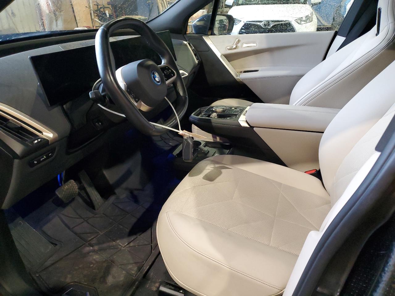 2024 BMW Ix xDrive50 VIN: WB523CF00RCN81385 Lot: 80832295