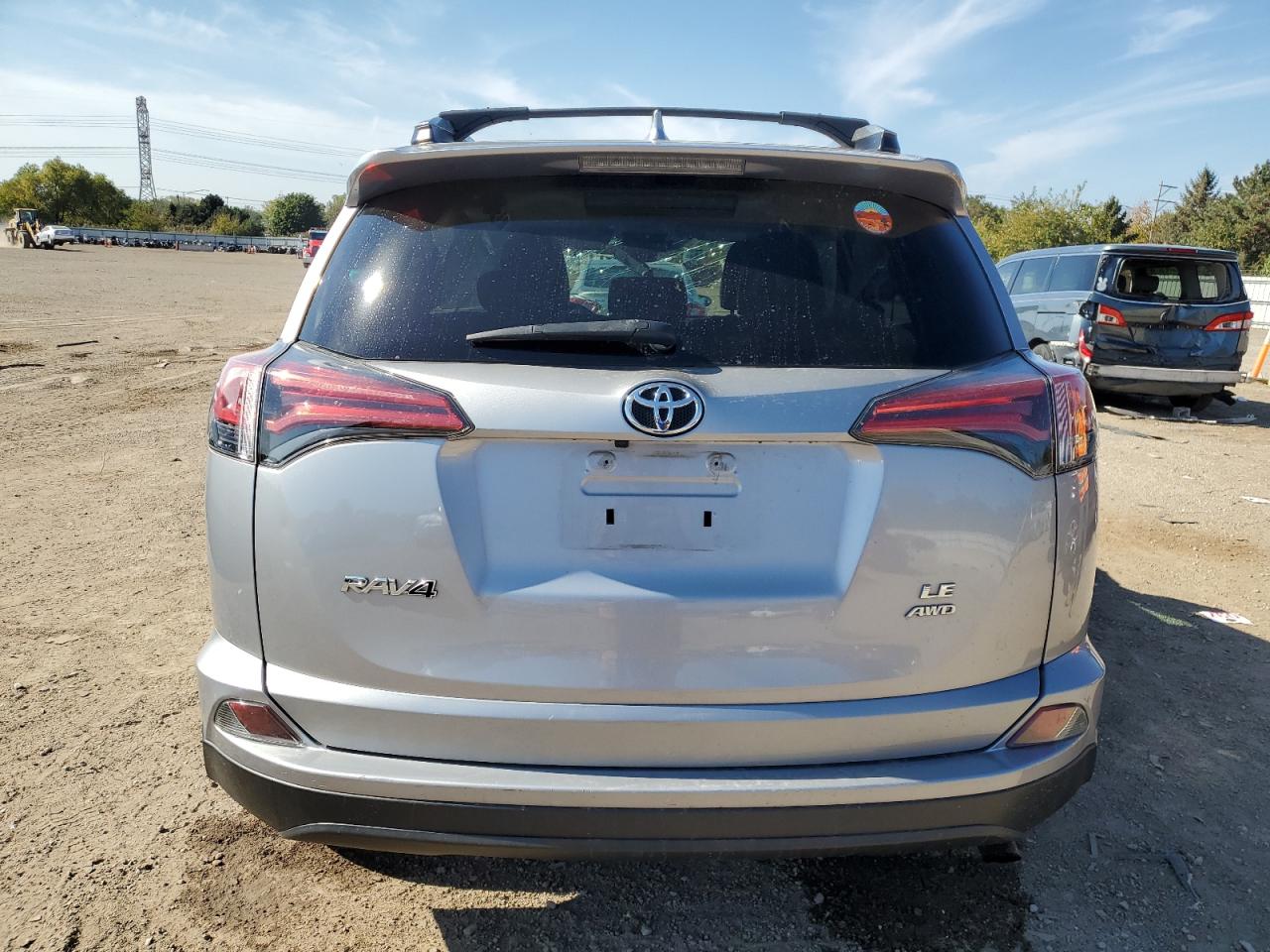 2017 Toyota Rav4 Le VIN: 2T3BFREV3HW655776 Lot: 84644225