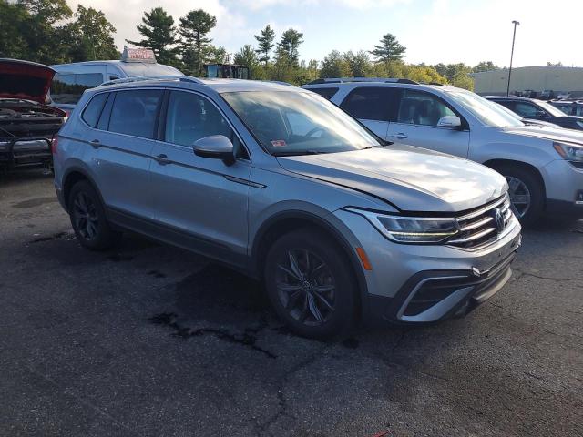  VOLKSWAGEN TIGUAN 2022 Серебристый