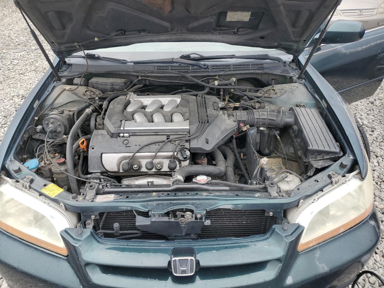 1999 Honda Accord Ex VIN: 1HGCG1659XA060835 Lot: 81655955