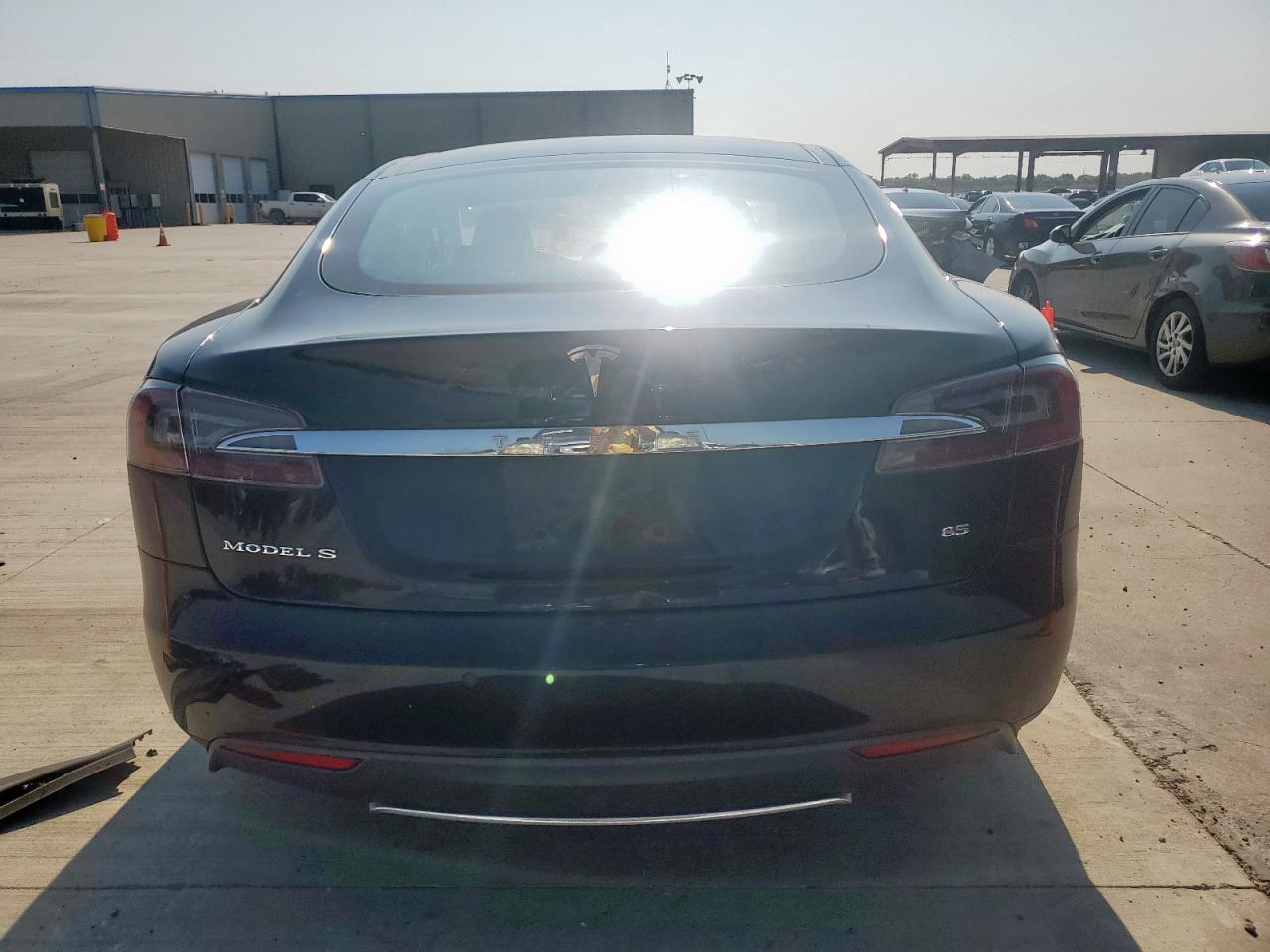 2013 Tesla Model S VIN: 5YJSA1CN6DFP20705 Lot: 72043925