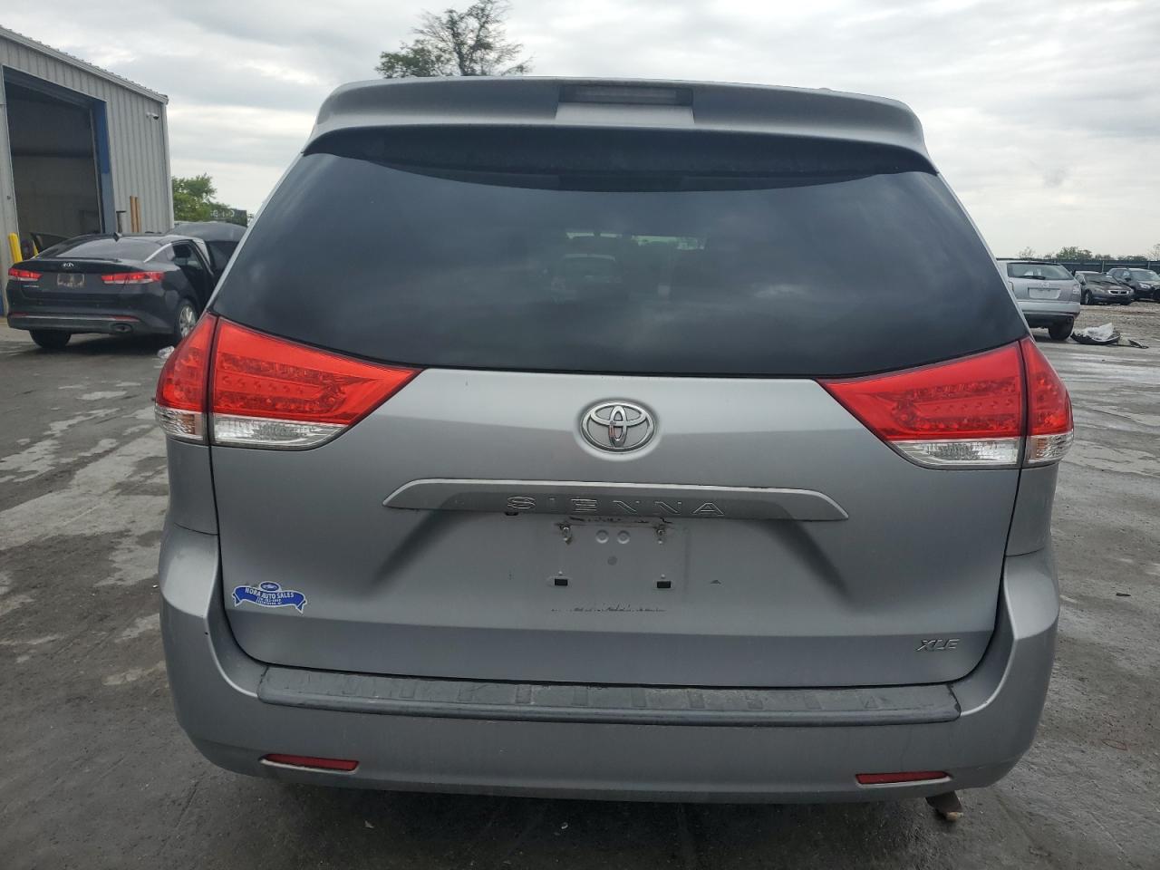 2014 Toyota Sienna Xle VIN: 5TDYK3DC7ES474017 Lot: 81595945