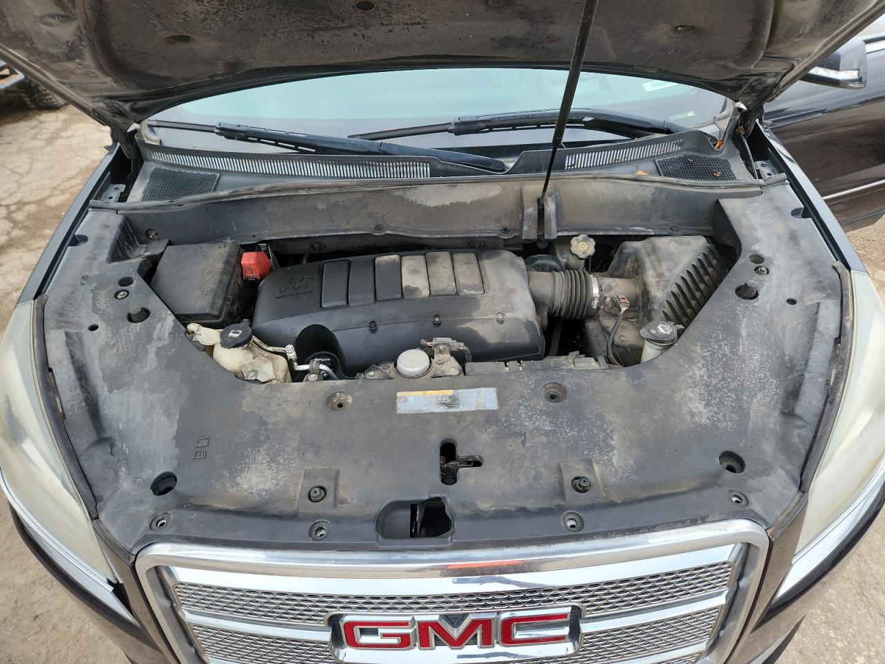 2014 GMC Acadia Denali VIN: 1GKKVTKD8EJ132490 Lot: 81736295