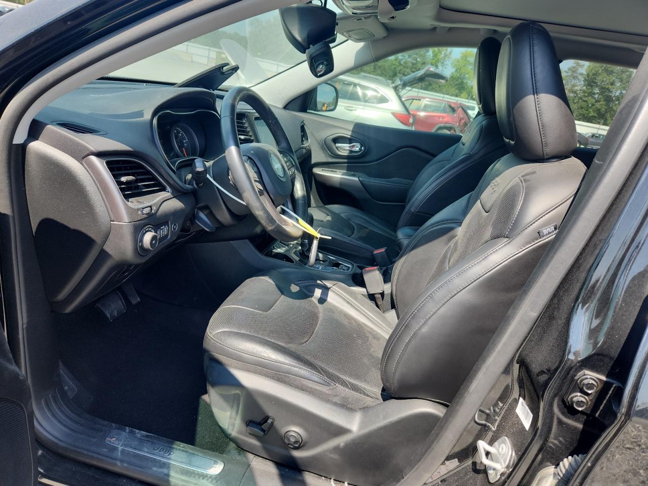 2019 Jeep Cherokee Limited VIN: 1C4PJLDB0KD325400 Lot: 71093795