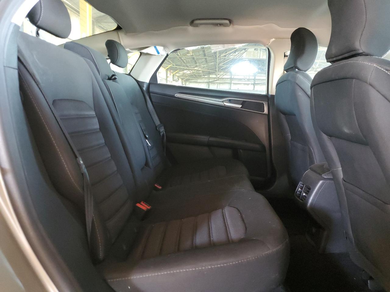 2019 Ford Fusion Se VIN: 3FA6P0H79KR122467 Lot: 71923985