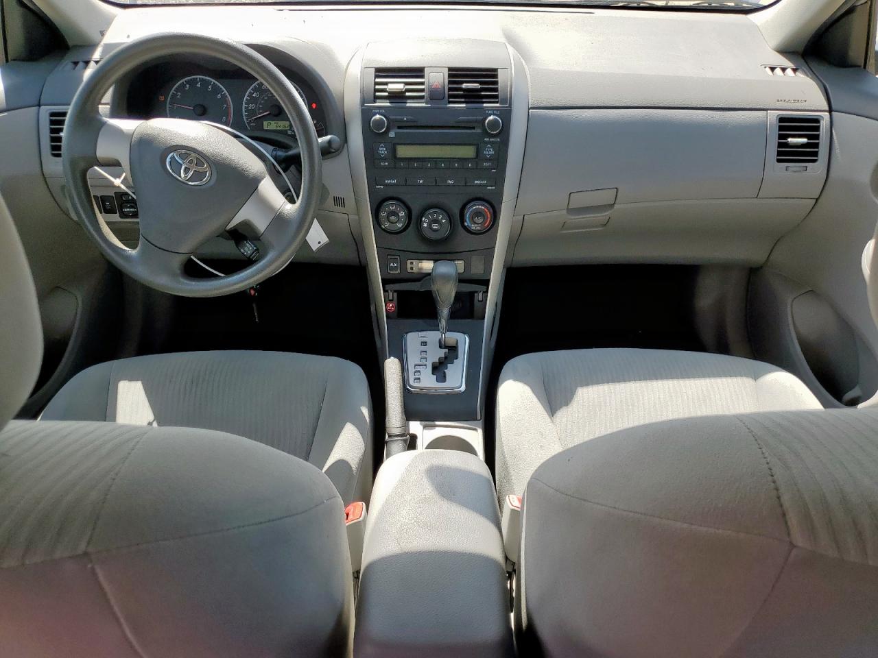 2010 Toyota Corolla Base VIN: 1NXBU4EE8AZ308502 Lot: 81962095