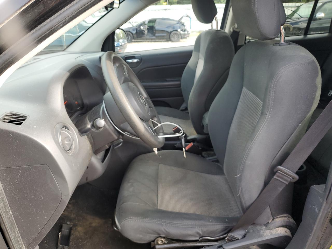 2011 Jeep Compass Sport VIN: 1J4NT1FA0BD138808 Lot: 81509855