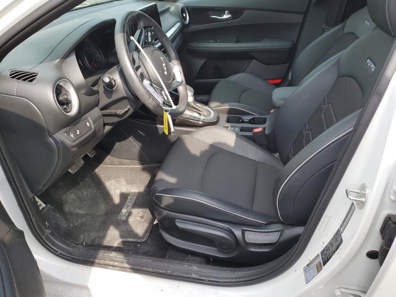 2024 Kia Forte Gt Line VIN: 3KPF54AD8RE728013 Lot: 80190185