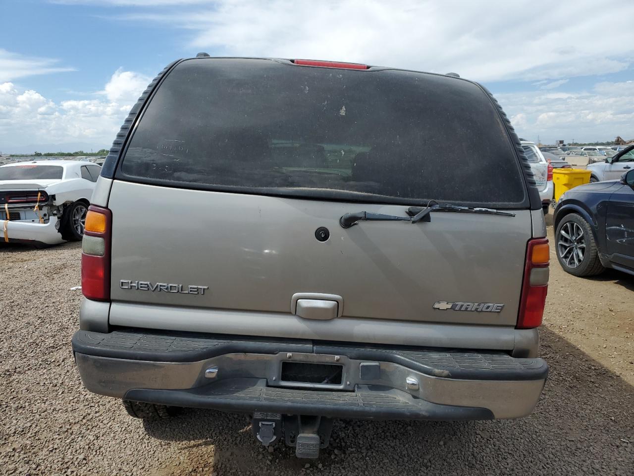 2000 Chevrolet Tahoe K1500 VIN: 1GNEK13T4YJ180057 Lot: 71431585